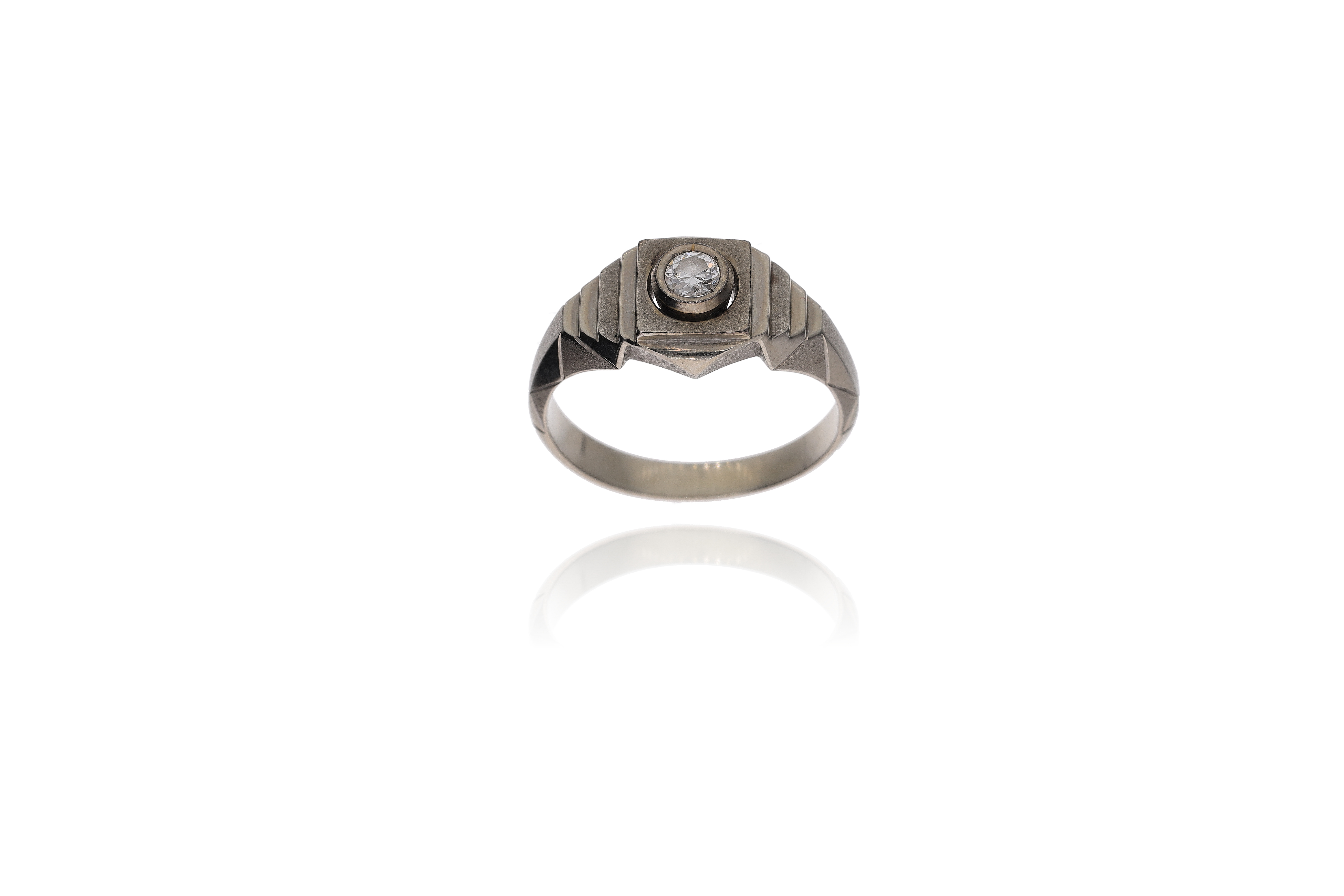 Anello con diamante - Asta Preziosi