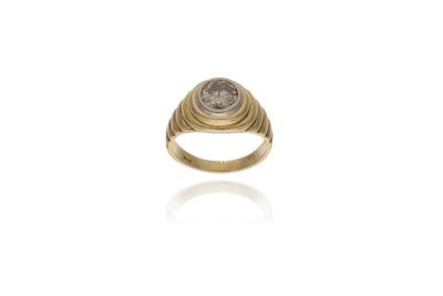 Anello con diamante - Asta Preziosi