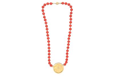 Collana di coralli con medaglia e diamante - Asta Preziosi