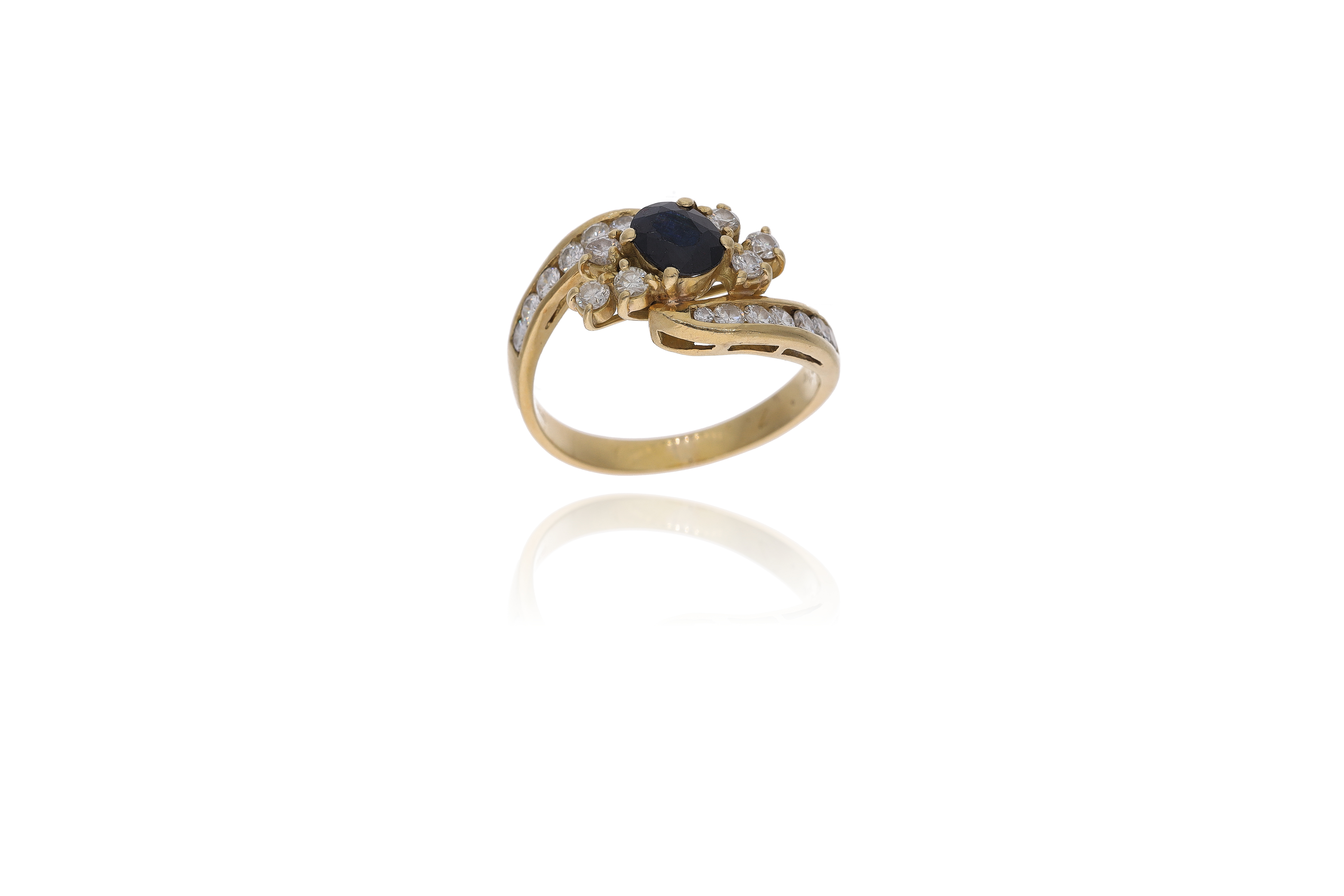 Anello con diamanti e zaffiro - Asta Preziosi