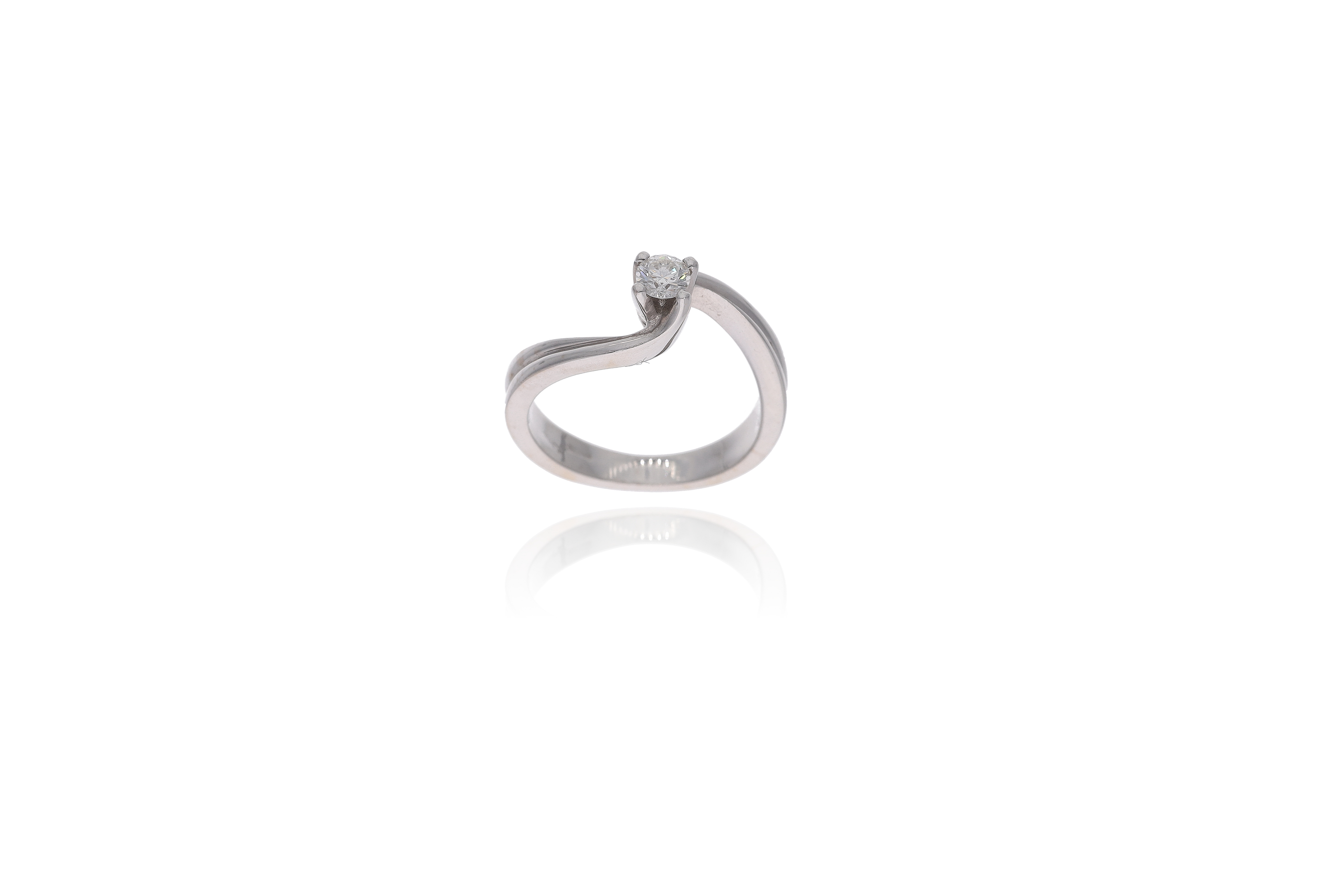 Anello con diamante - Asta Preziosi