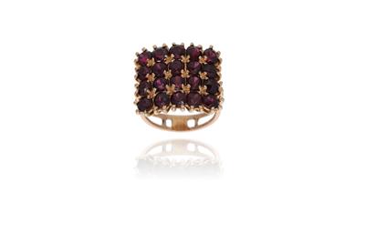 Anello con granati - Asta Preziosi