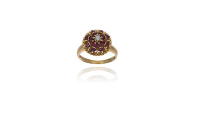Anello con rubini e microperla - Asta Preziosi
