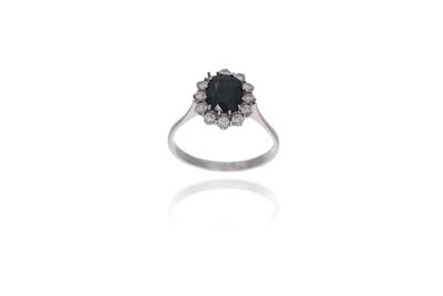 Anello con zaffiro e diamanti - Asta Preziosi Anello con zaffiro e diamanti - Asta Preziosi