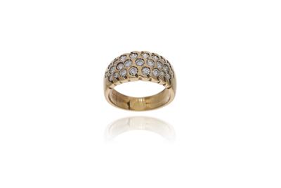 Anello con diamanti - Asta Preziosi