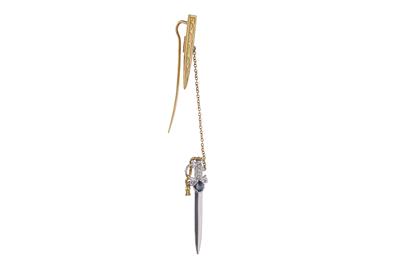 Spilla con diamanti e pietra - Asta Preziosi