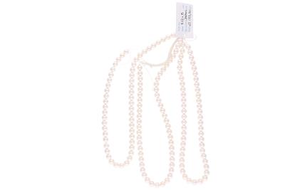 Tre fili perle - Asta Preziosi