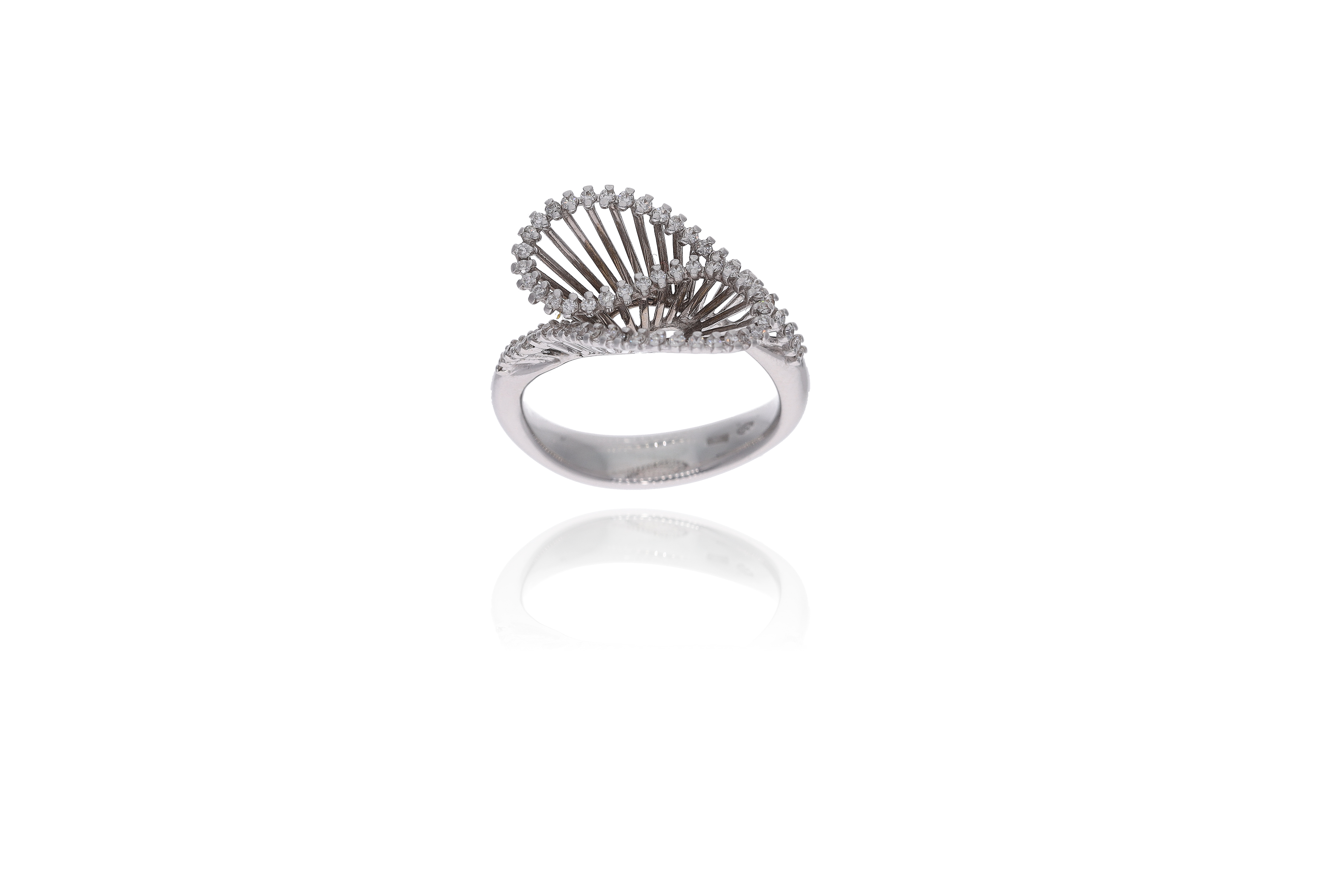 Anello con diamanti - Asta Preziosi