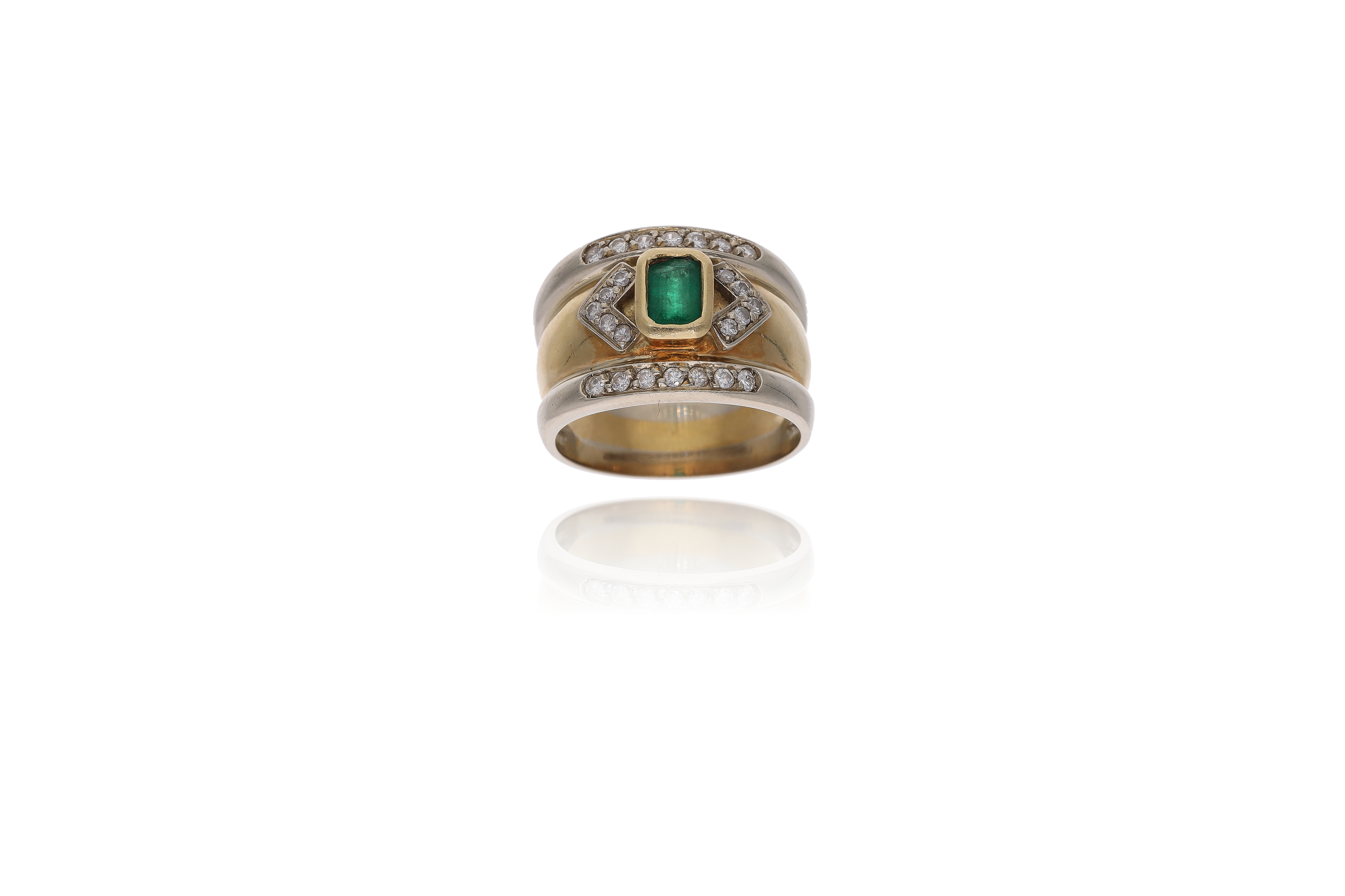 Anello con smeraldo e diamanti - Asta Preziosi