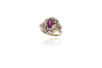 Anello con rubino e diamanti - Asta Preziosi