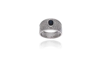 Anello con zaffiro e diamanti - Asta Preziosi Anello con zaffiro e diamanti - Asta Preziosi