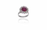Anello con diamanti e pietra - Asta Preziosi Anello con diamanti e pietra - Asta Preziosi