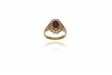 Anello con rubino e diamanti - Asta Preziosi Anello con rubino e diamanti - Asta Preziosi