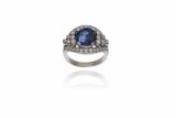 Anello con zaffiro e diamanti - Asta Preziosi Anello con zaffiro e diamanti - Asta Preziosi