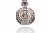 Candeliere in argento inglese - Asta Preziosi Candeliere in argento inglese - Asta Preziosi