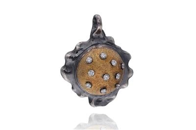Ciondolo con diamanti e diamanti brown - Asta Preziosi Ciondolo con diamanti e diamanti brown - Asta Preziosi
