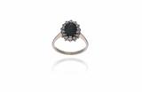 Anello con zaffiro e diamanti - Asta Preziosi Anello con zaffiro e diamanti - Asta Preziosi