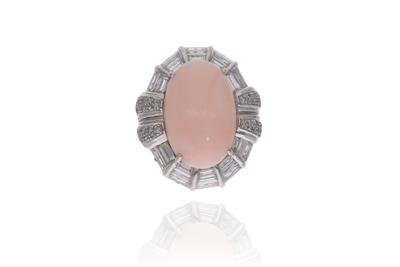 Anello con corallo e diamanti - Asta Preziosi
