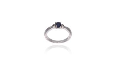 Anello con zaffiro e diamanti - Asta Preziosi
