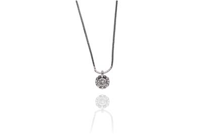 Collana e ciondolo con diamante - Asta Preziosi