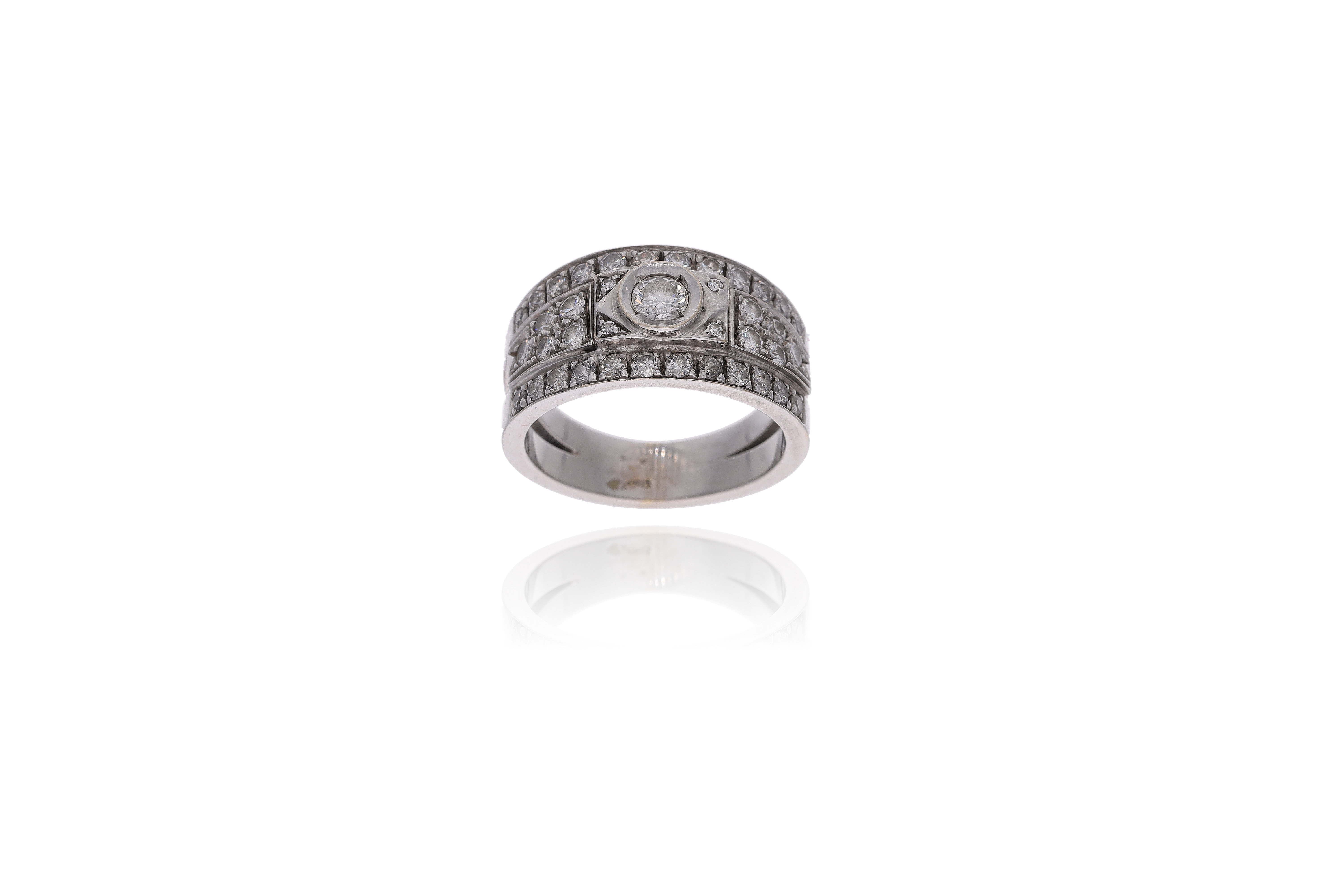 Anello con diamanti - Asta Preziosi