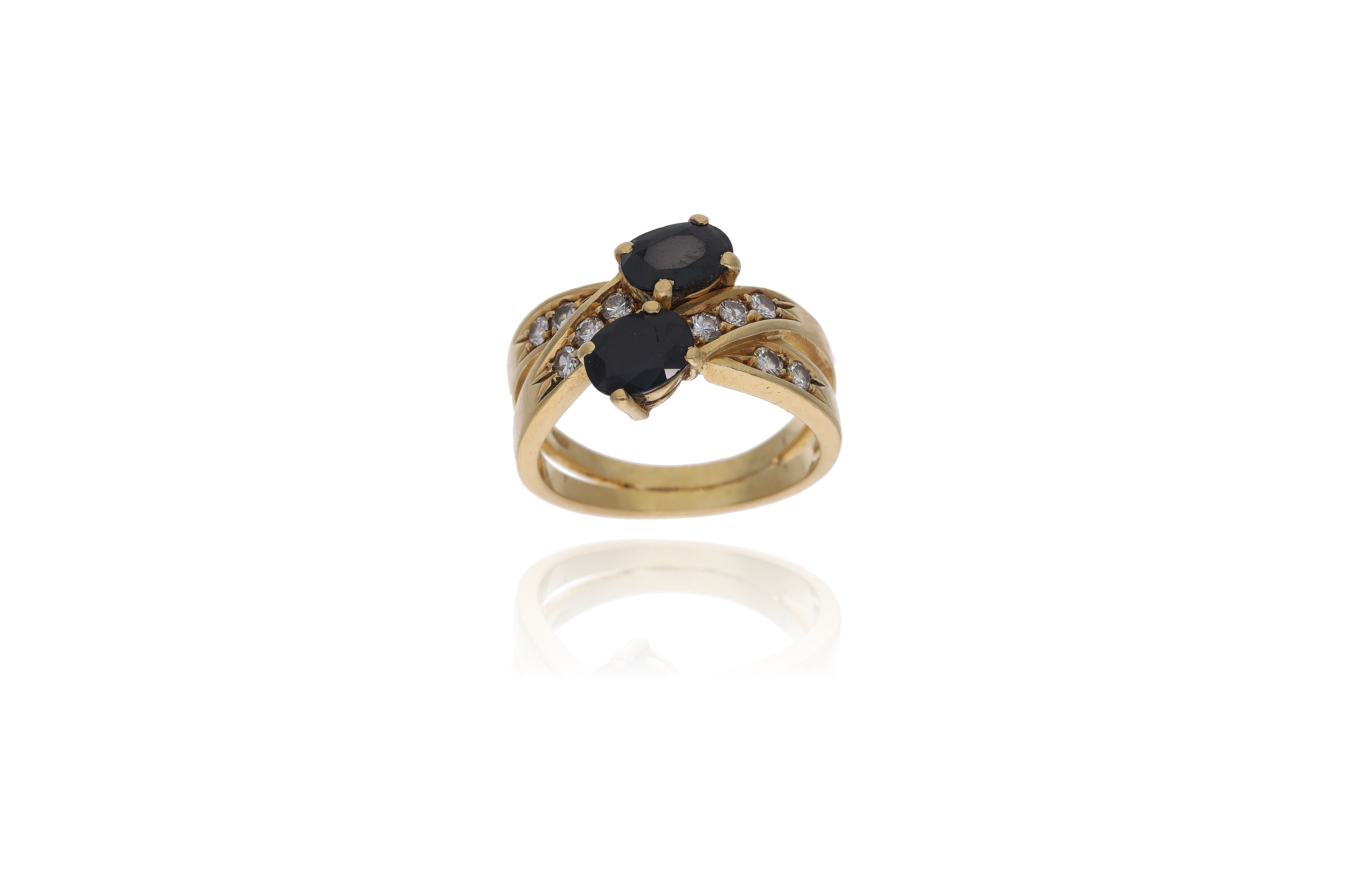 Anello con zaffiri e diamanti - Asta Preziosi