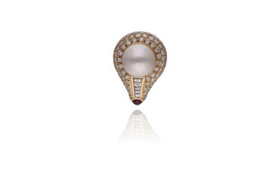 Orecchino con perla, diamanti e rubino - Asta Preziosi Orecchino con perla, diamanti e rubino - Asta Preziosi
