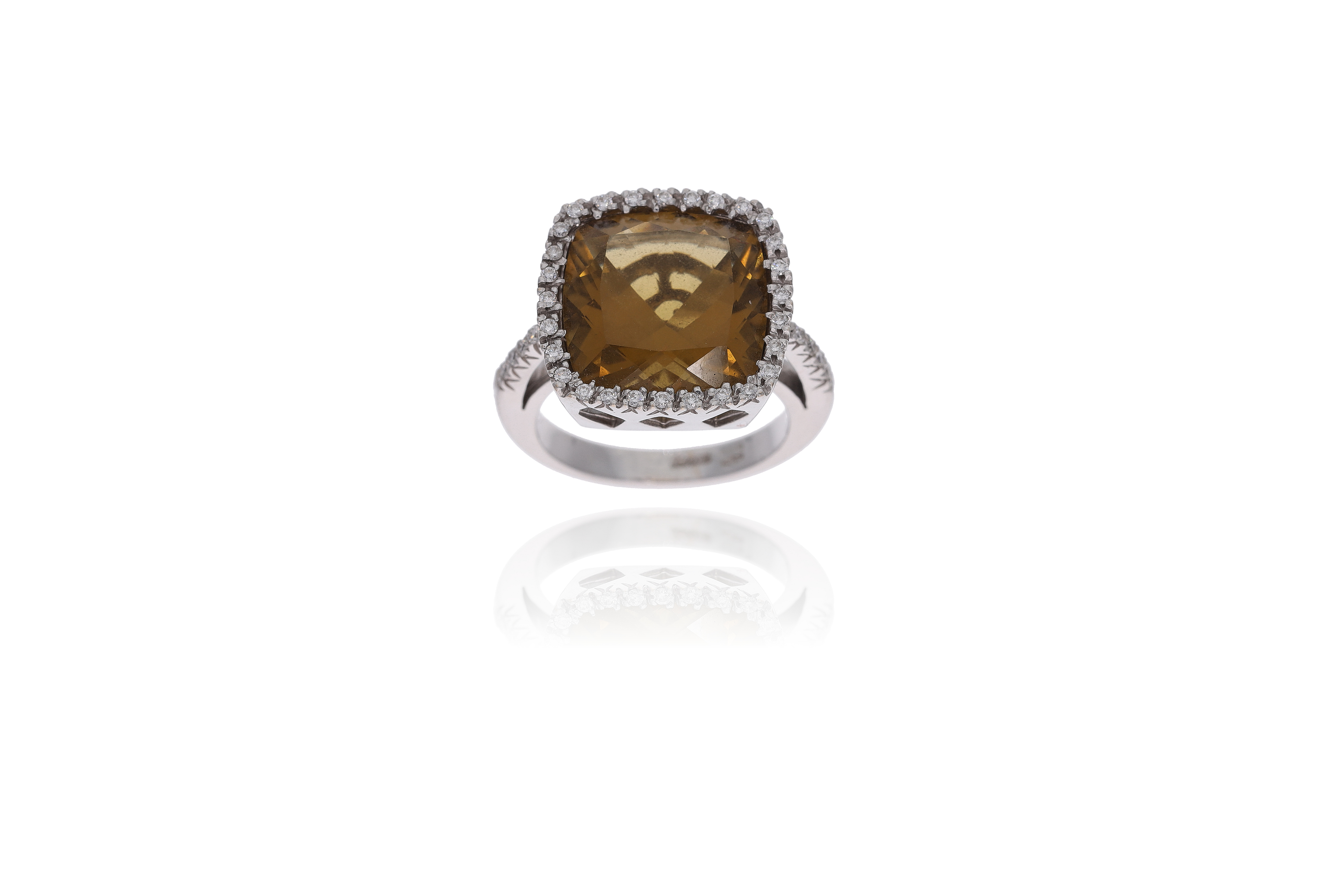 Zoccai, Anello con diamanti e quarzo - Asta Preziosi