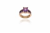 Zoccai, Anello con ametiste e diamanti - Asta Preziosi Zoccai, Anello con ametiste e diamanti - Asta Preziosi