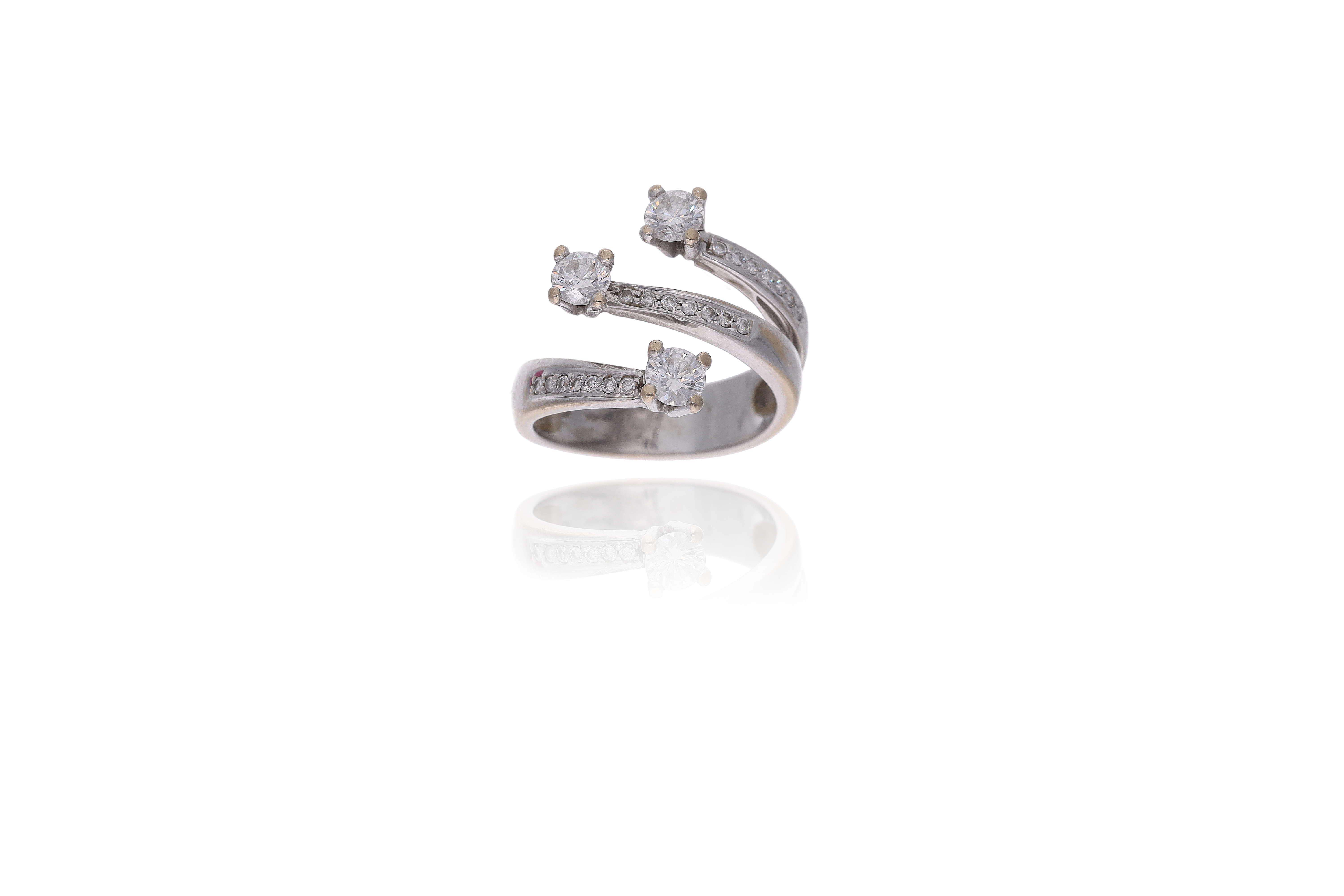 Anello con diamanti - Asta Preziosi