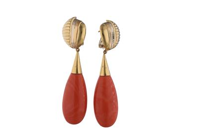 Orecchini di corallo e oro - Asta Preziosi
