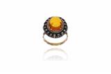 Anello con pietra e diamanti - Asta Preziosi Anello con pietra e diamanti - Asta Preziosi
