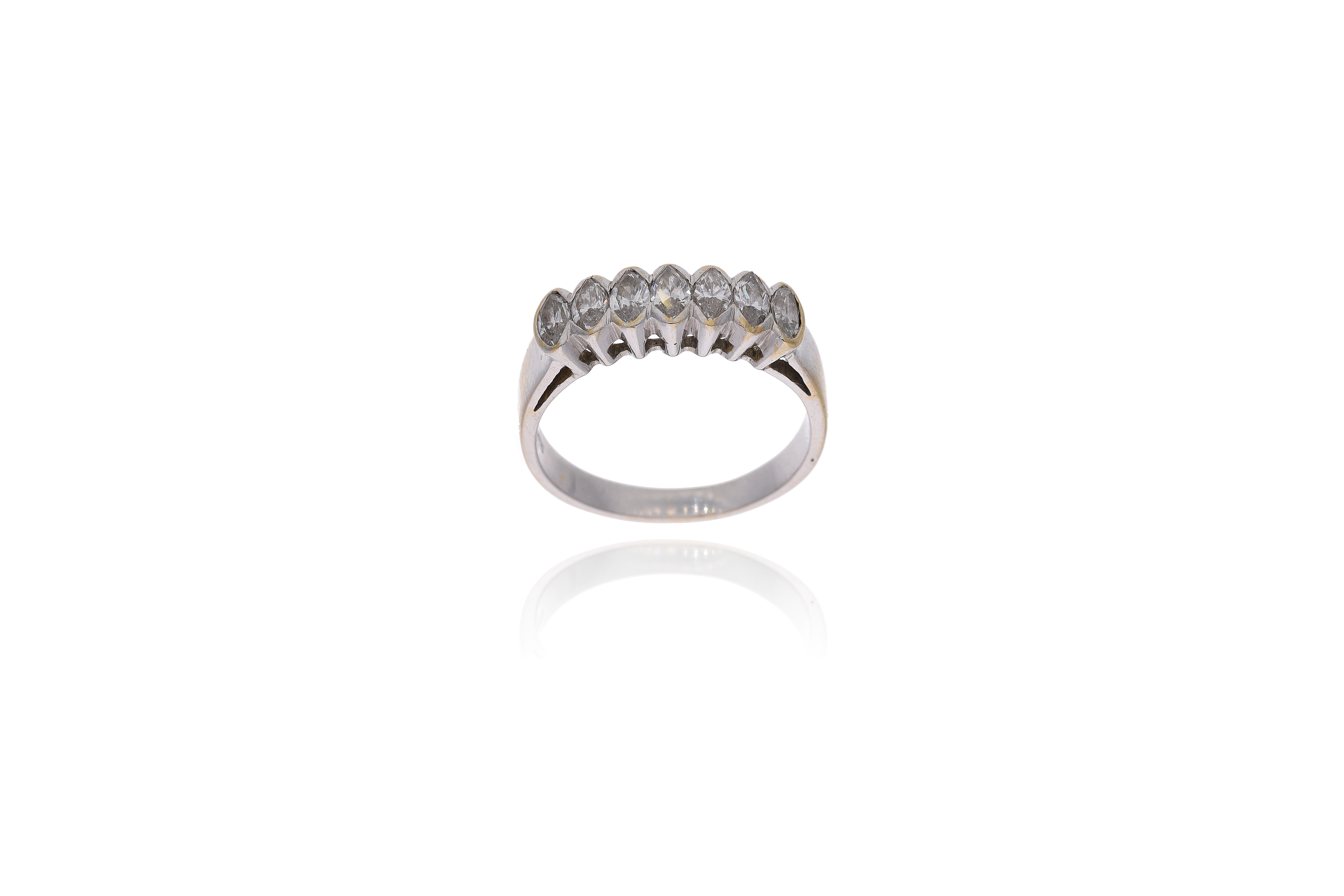 Anello con diamanti - Asta Preziosi