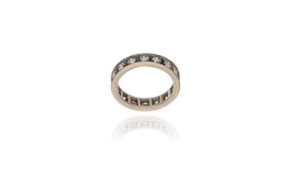 Anello con diamanti - Asta Preziosi