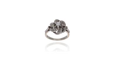 Anello con diamanti - Asta Preziosi