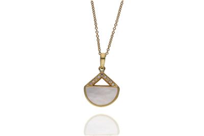 Collana con ciondolo, madreperla e diamanti - Asta Preziosi