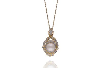 Collana e ciondolo con diamanti e perla - Asta Preziosi