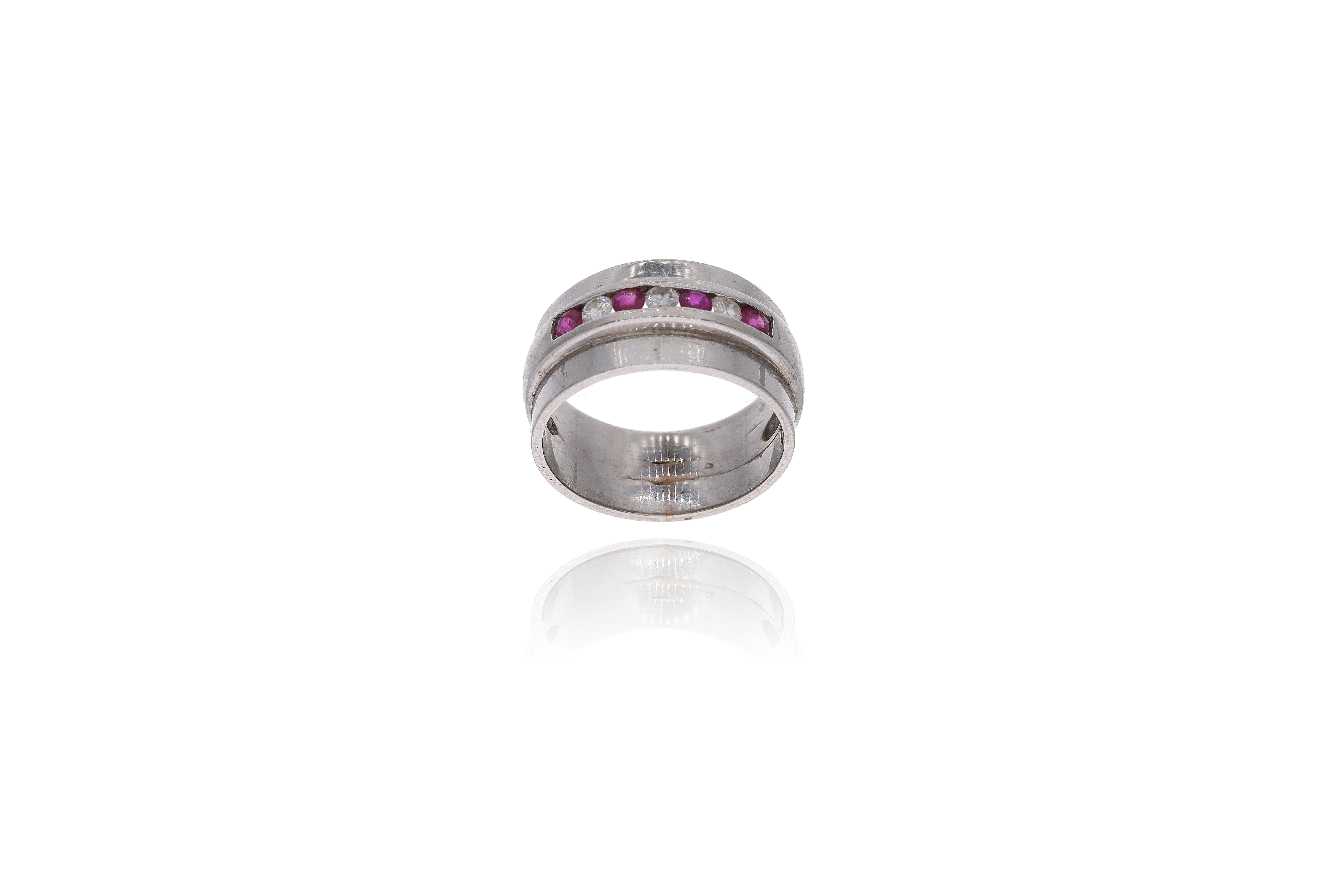 Anello con diamanti e rubini - Asta Preziosi