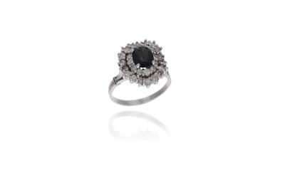 Anello con zaffiro e diamanti - Asta Preziosi Anello con zaffiro e diamanti - Asta Preziosi