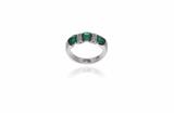 Anello con smeraldi - Asta Preziosi Anello con smeraldi - Asta Preziosi