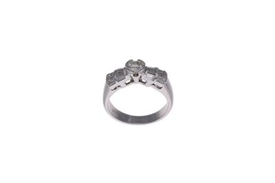 Anello con diamanti - 