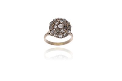 Anello con diamanti - 