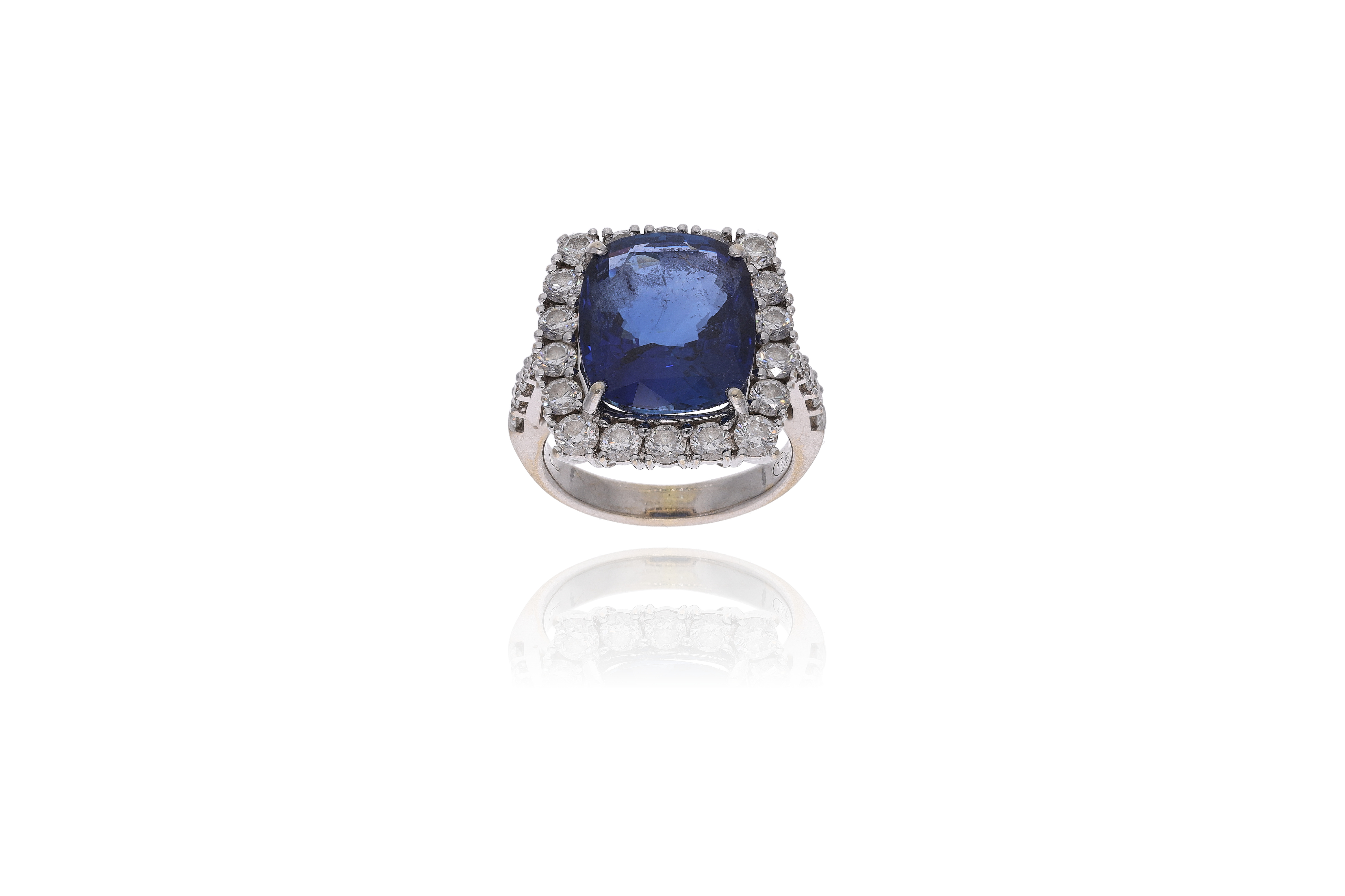 Anello con zaffiro e diamanti - Speciale di Natale