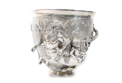 A. De Luca, vaso in argento - Speciale di Natale