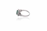 Bulgari anello con smeraldo e diamanti in platino - Speciale di Natale Bulgari anello con smeraldo e diamanti in platino - Speciale di Natale