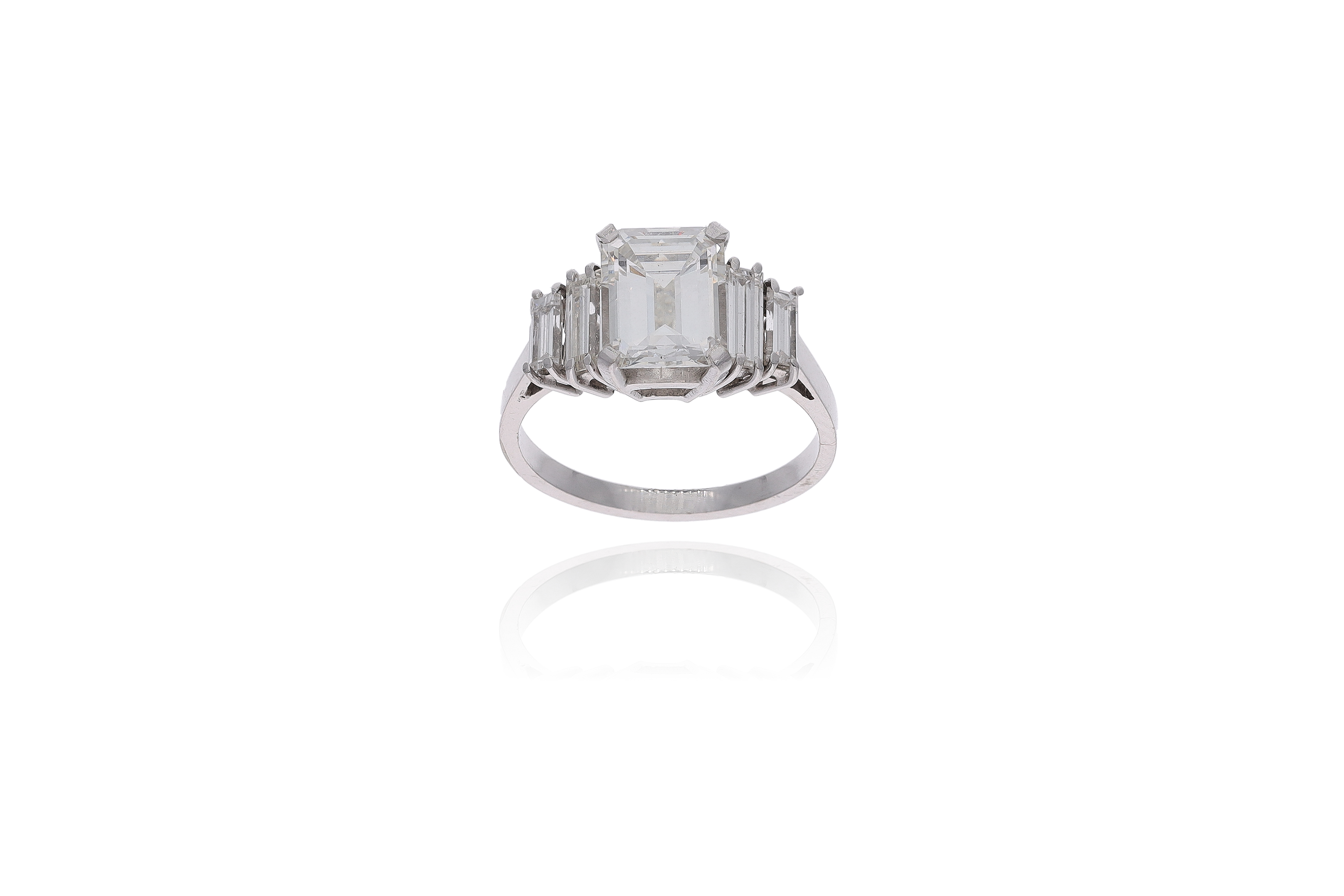 Anello con diamanti - Asta di San Valentino