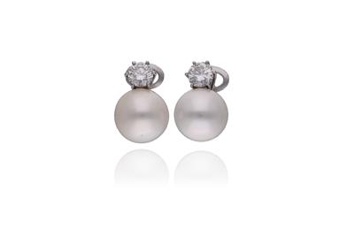 Paio di orecchini con perle e diamanti - Asta di San Valentino