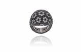 Anello con diamanti, diamanti neri e pietre - Asta di Pasqua Anello con diamanti, diamanti neri e pietre - Asta di Pasqua