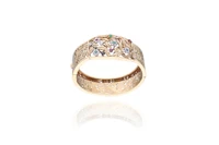 Giansanti, bracciale con diamanti, rubini, smeraldi e zaffiri - Speciale Gioielli Giansanti, bracciale con diamanti, rubini, smeraldi e zaffiri - Speciale Gioielli
