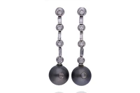 Orecchini con perle Mari del Sud e diamanti - Speciale Gioielli Orecchini con perle Mari del Sud e diamanti - Speciale Gioielli